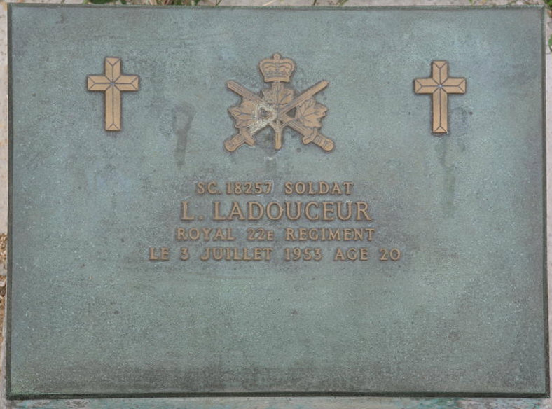 LADOUCEUR L 